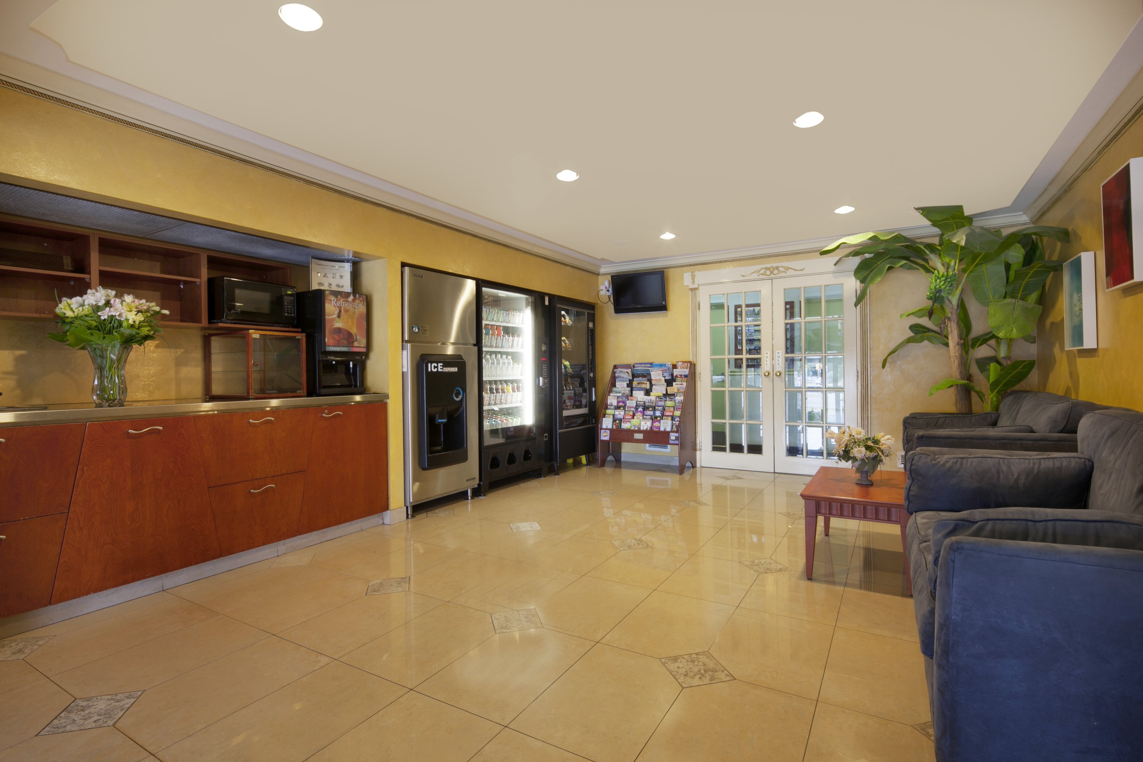 Canadas Best Value Inn Richmond Hill 3/15