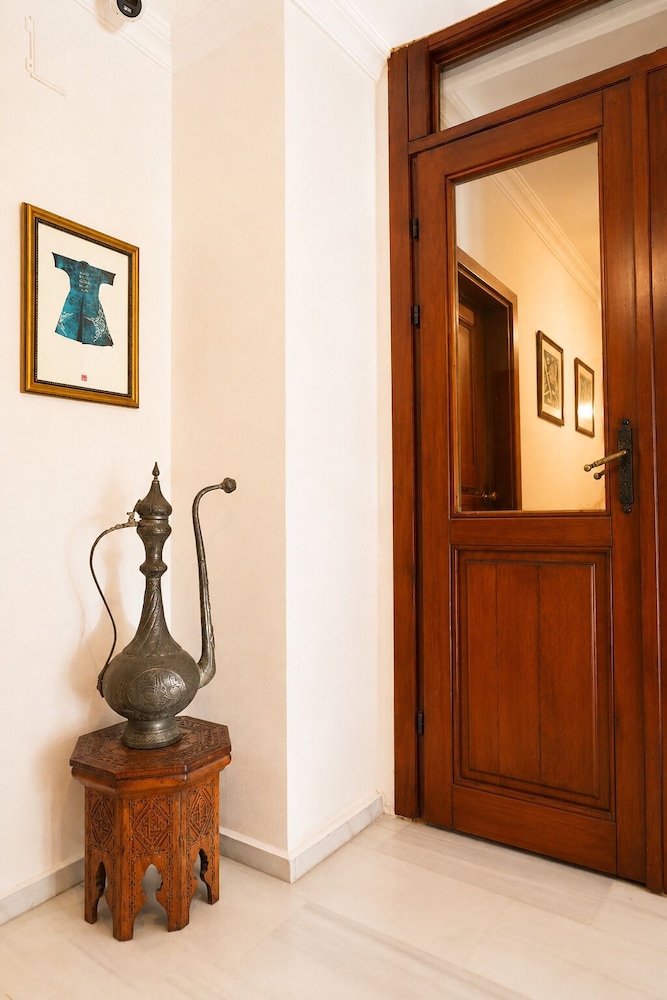 Hotel Sari Konak 27/48