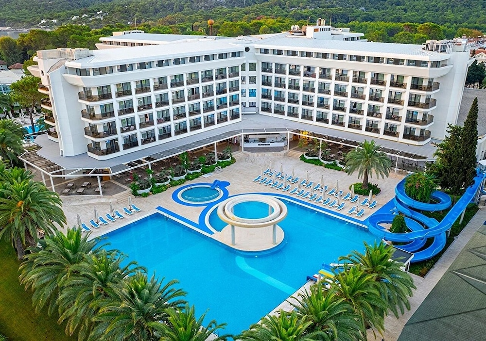 Ozkaymak Marina Hotel 14/98