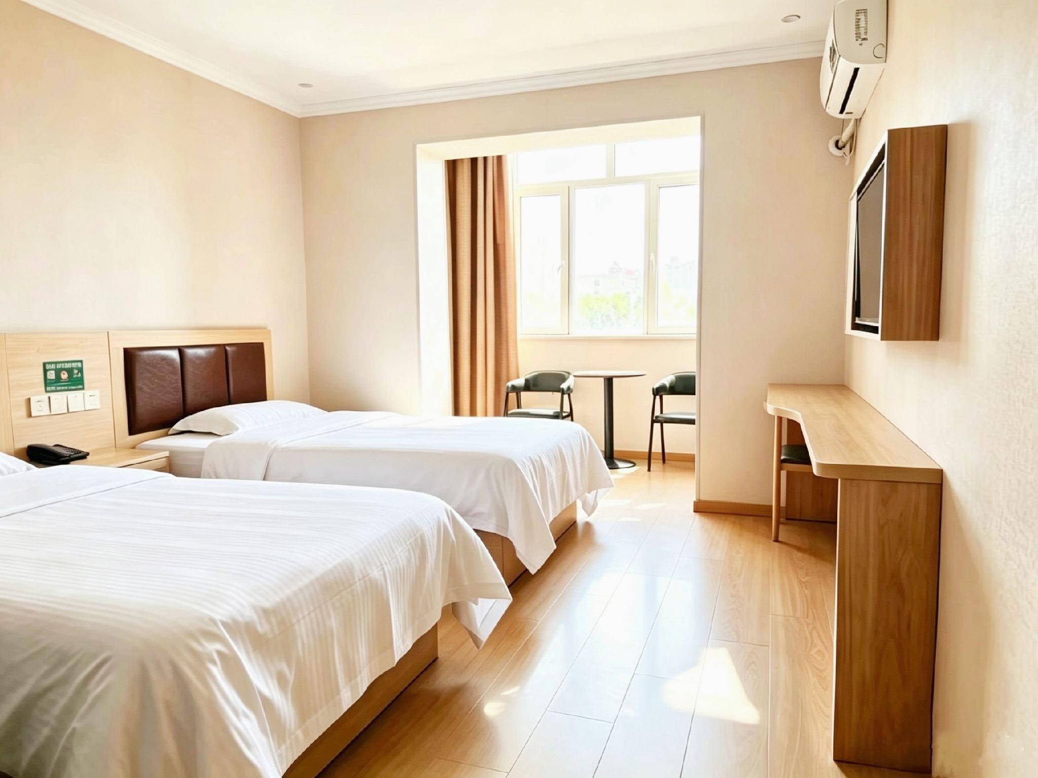 Superior, Twin Beds