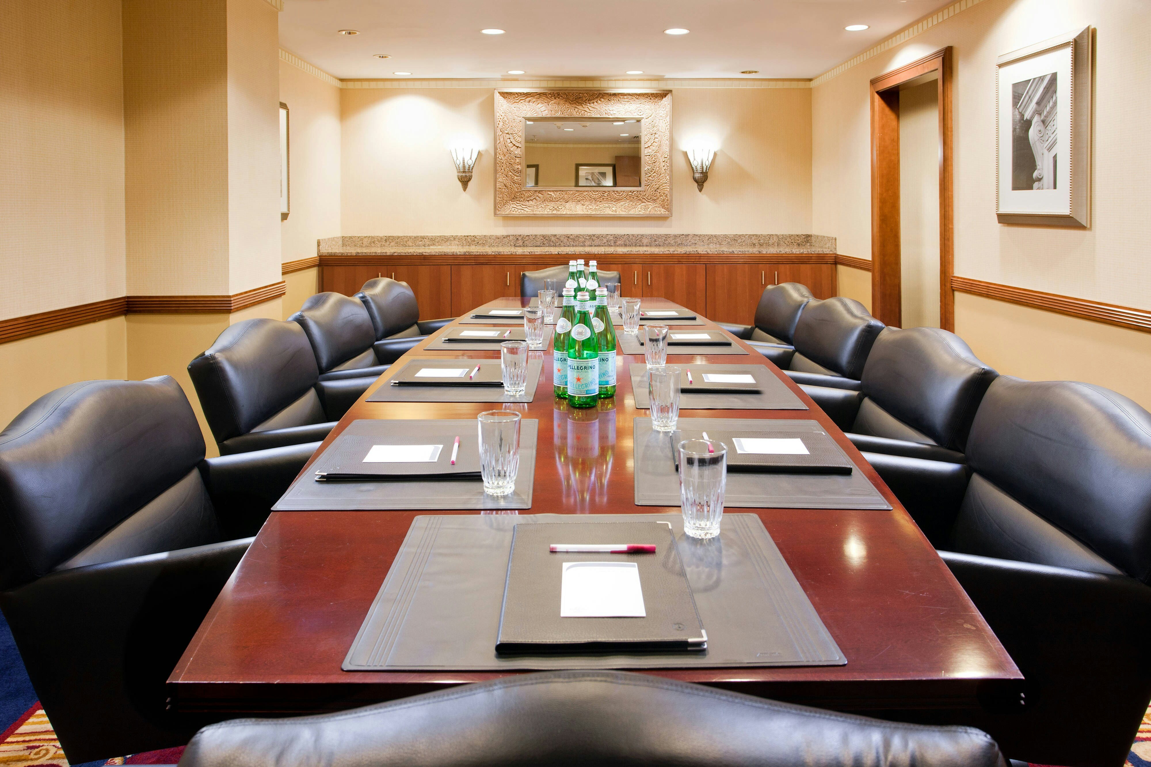 Residence Inn Philadelphia Center City 10/12