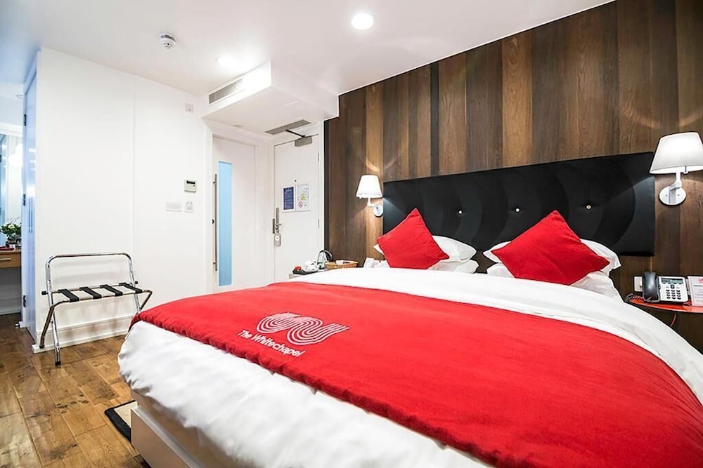 The Whitechapel Hotel 21/50