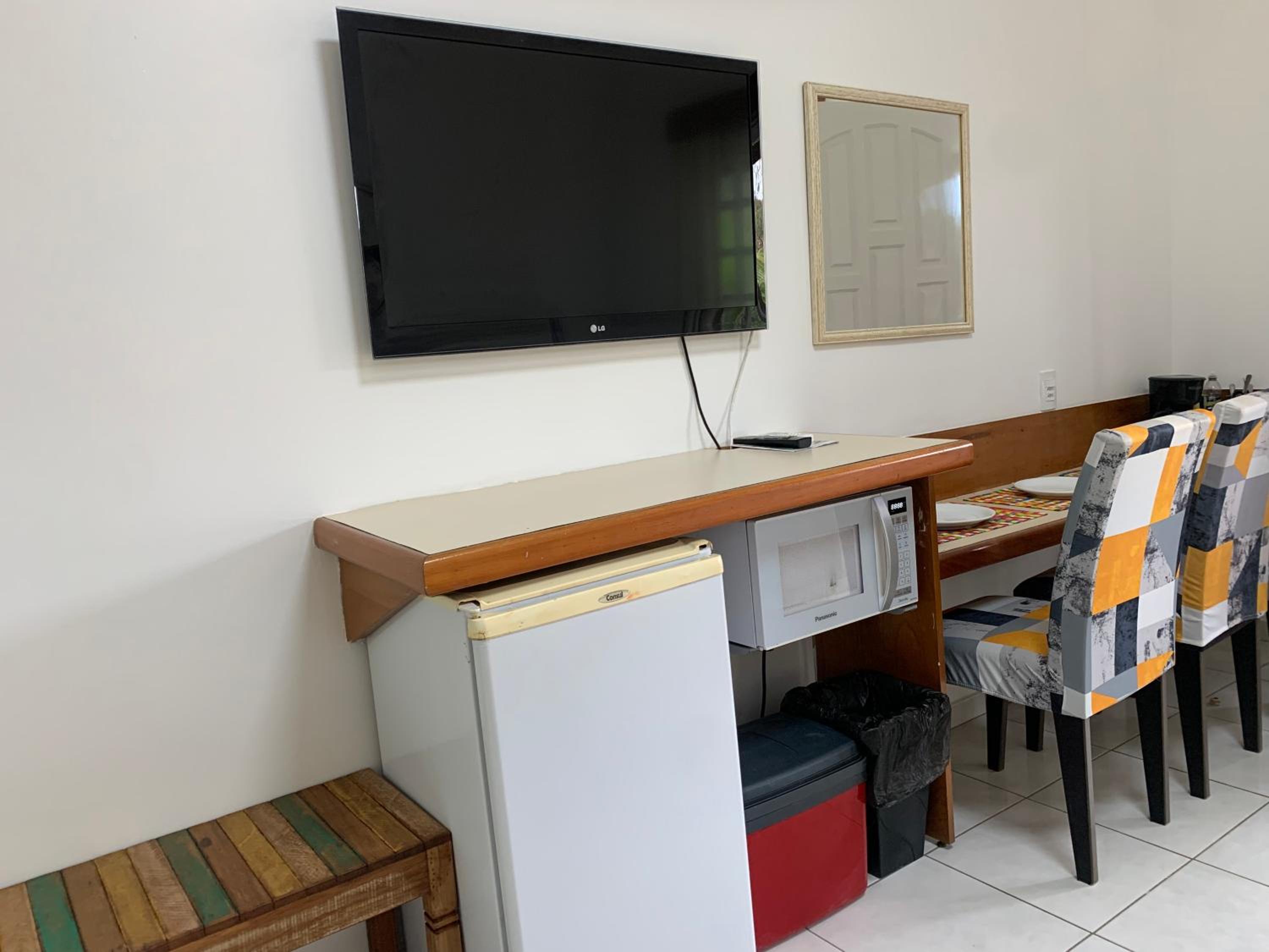 Riviera Service- Hotel Suites 209 e 308 25/35