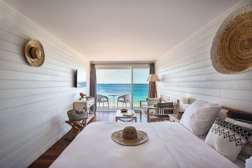 Le Temps des Cerises Hotel Beach 10/49