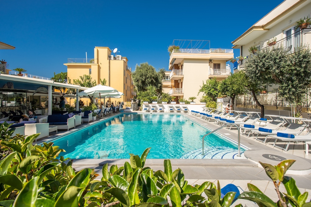 Hotel Florida Sorrento 7/80