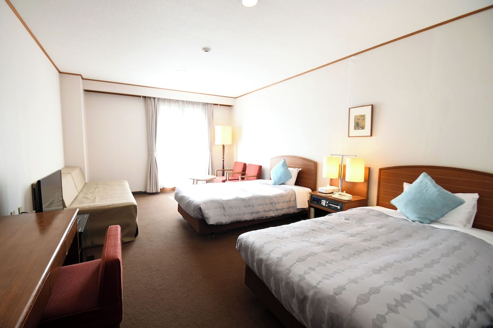 Marroad Hakone 6/60