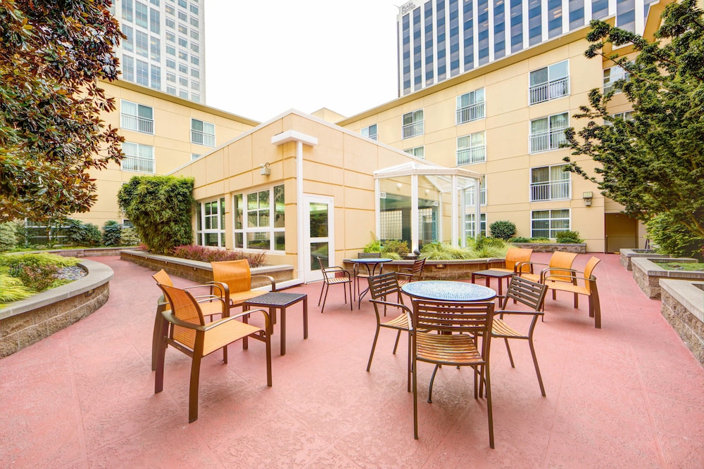 Courtyard by Marriott Seattle Bellevue/Downtown 31/38