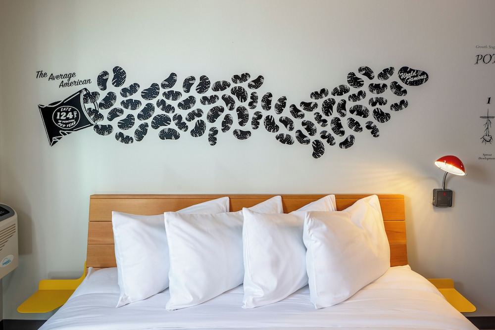 The SPARROW Hotel 20/38