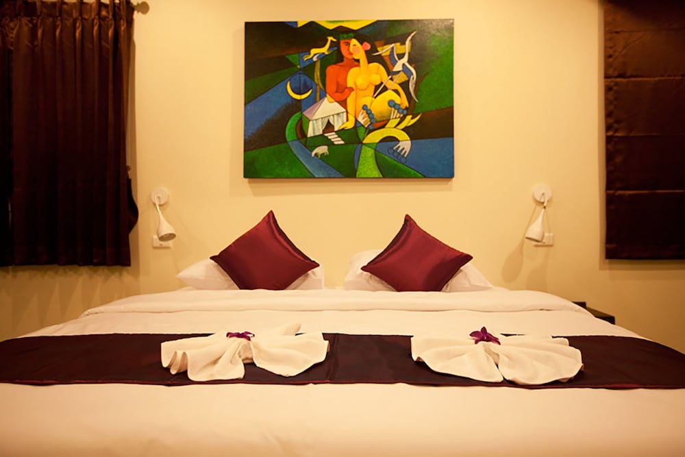 At Kamala Hotel 23/60
