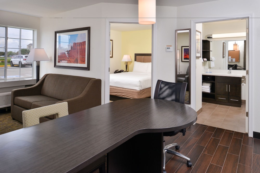 CANDLEWOOD SUITES BEAUMONT 14/29