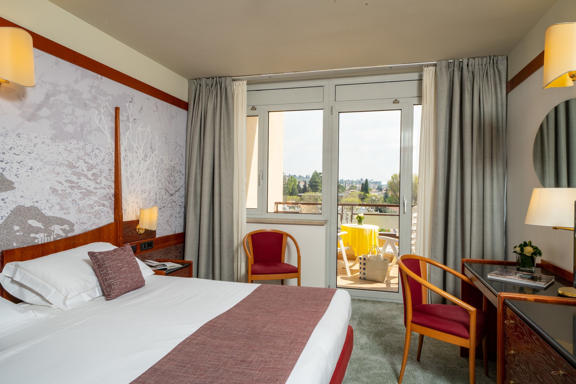 COMFORT, DOUBLE BED