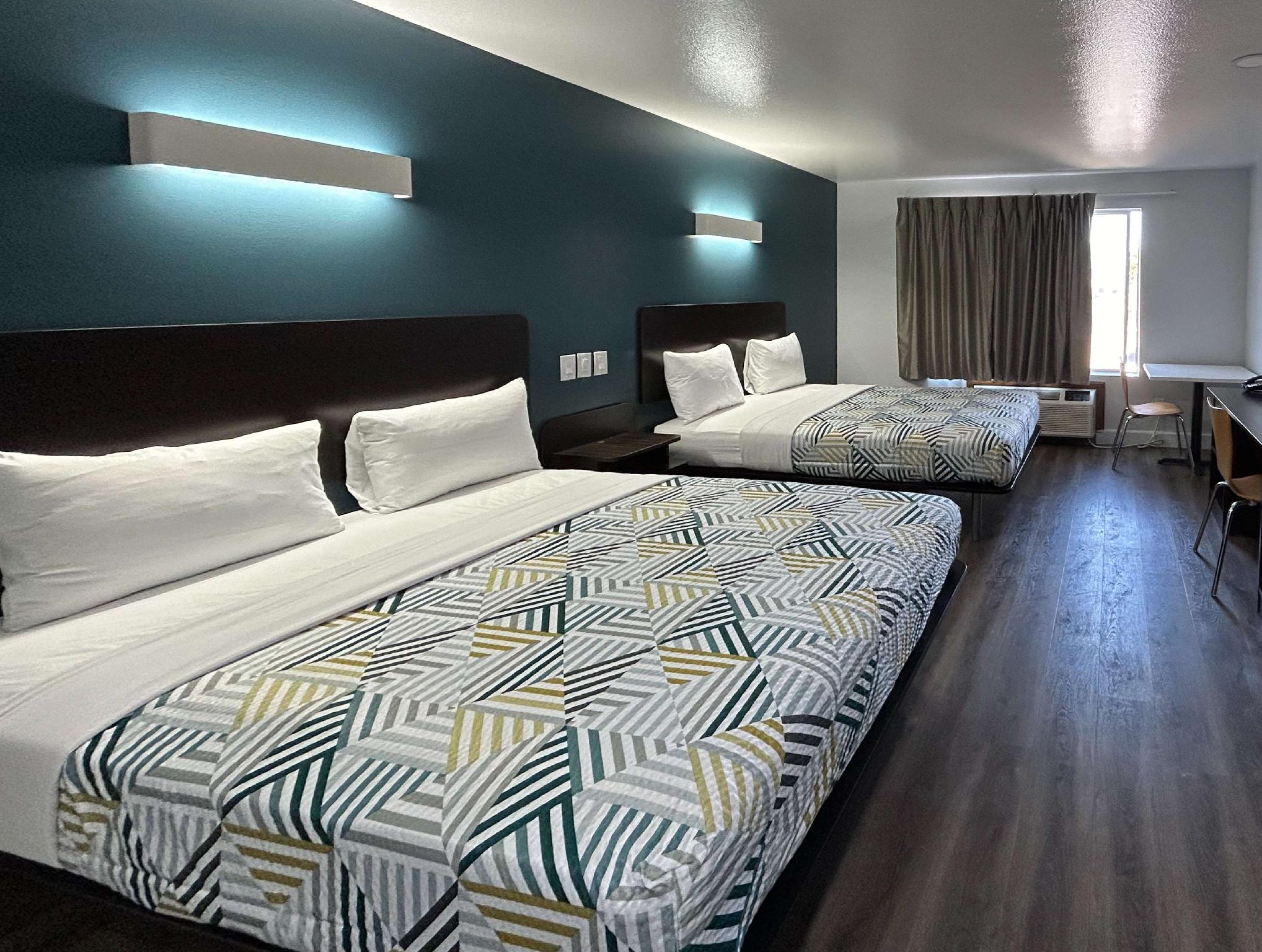 Studio6 Suites Hesperia, CA - West Main Street - I-15 13/33