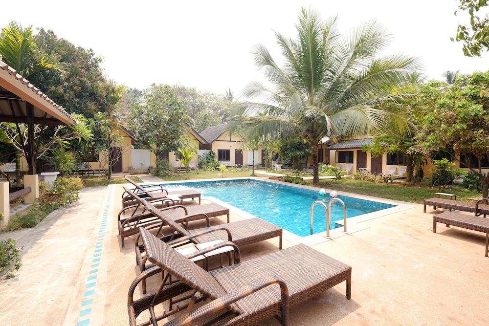 Piya Guesthouse 52/57