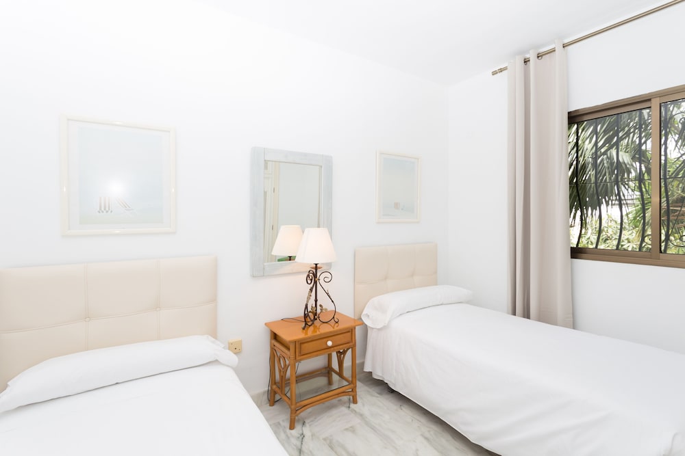 Coral Beach Aparthotel 15/77