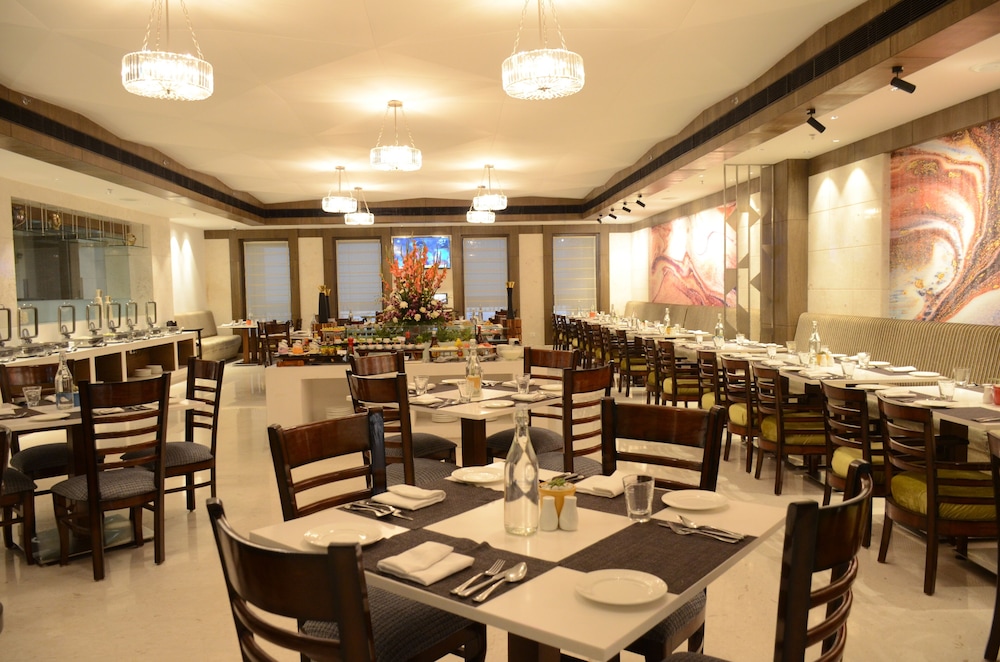 Viraj Sarovar Portico Jammu 35/48