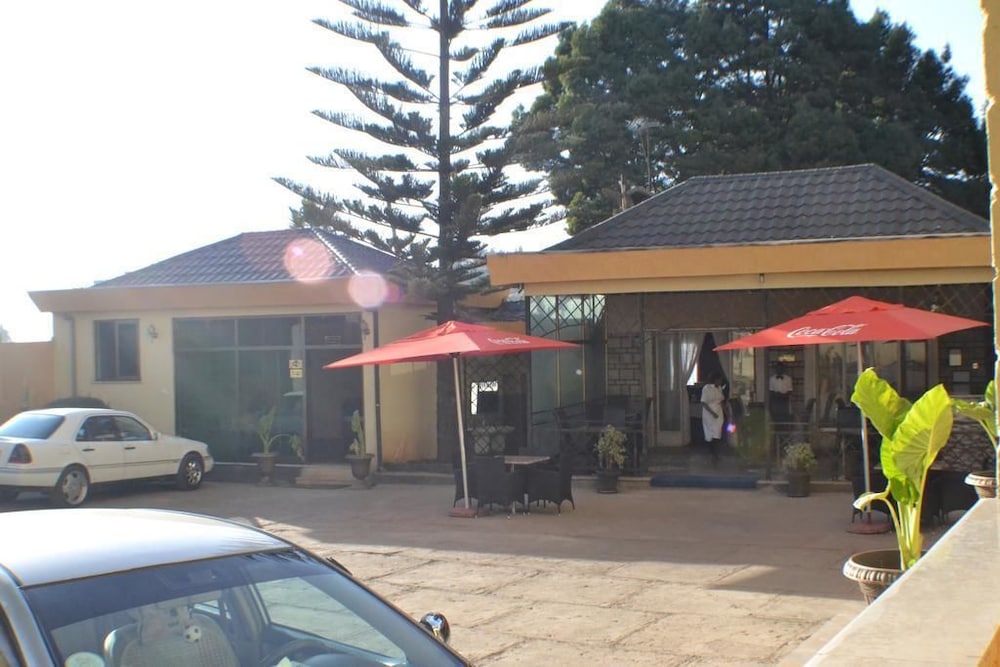 Fasil International Hotel 5/36