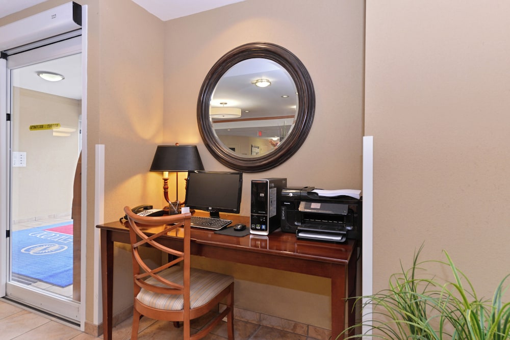 Candlewood Suites Elmira Horseheads 36/41