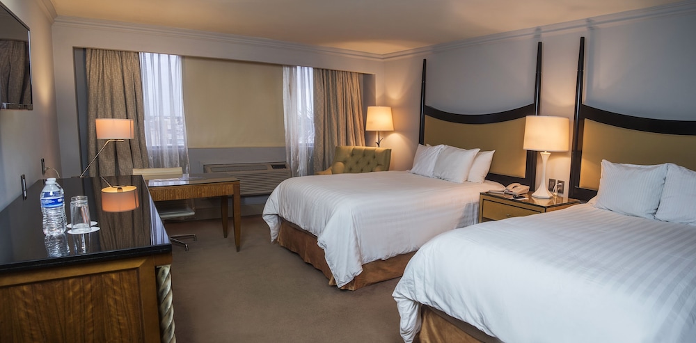 Hotel Santa Anita 21/68