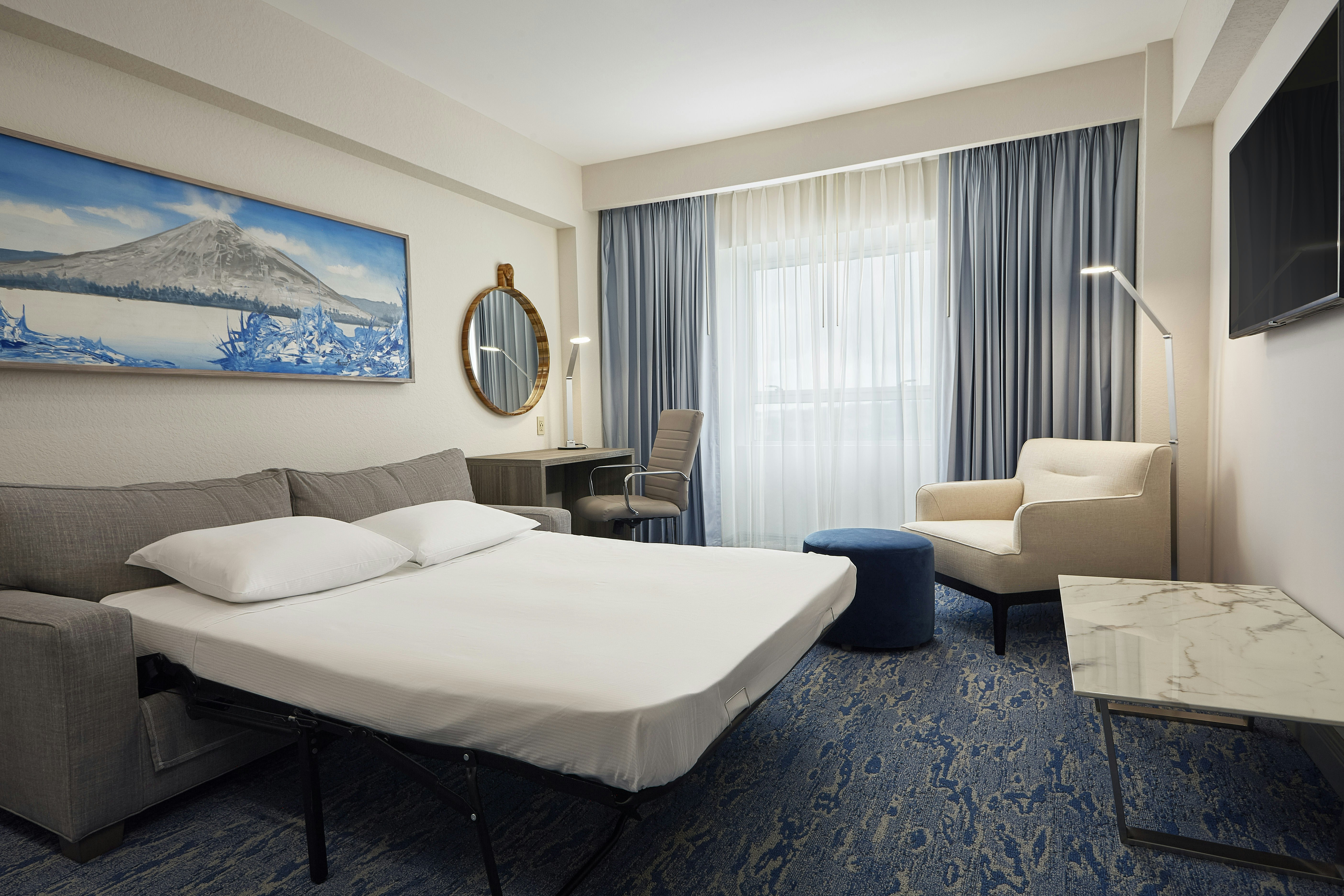 Suite, King Bed