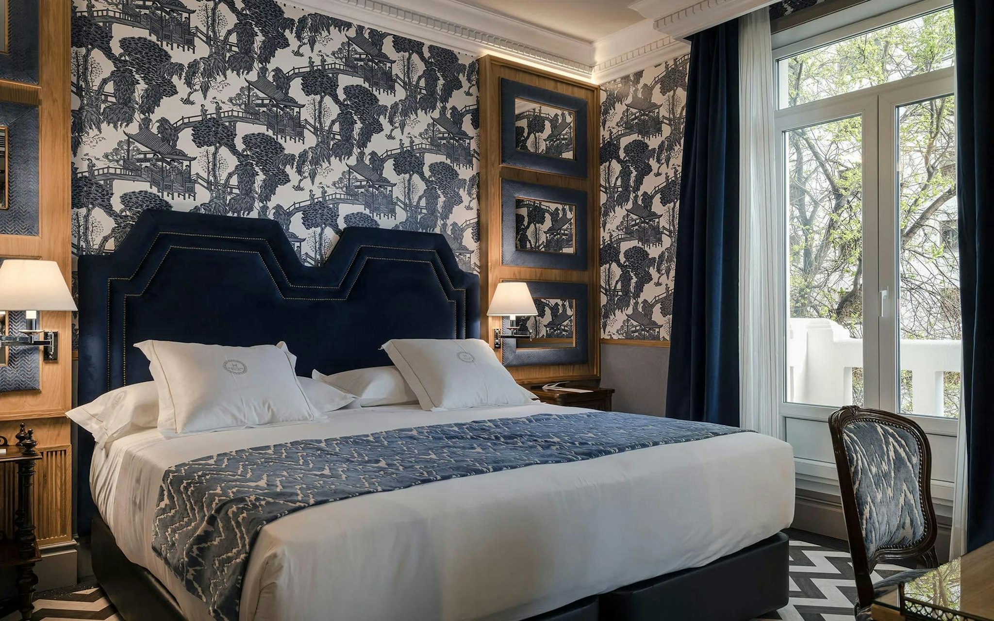 Heritage Madrid Hotel 10/77