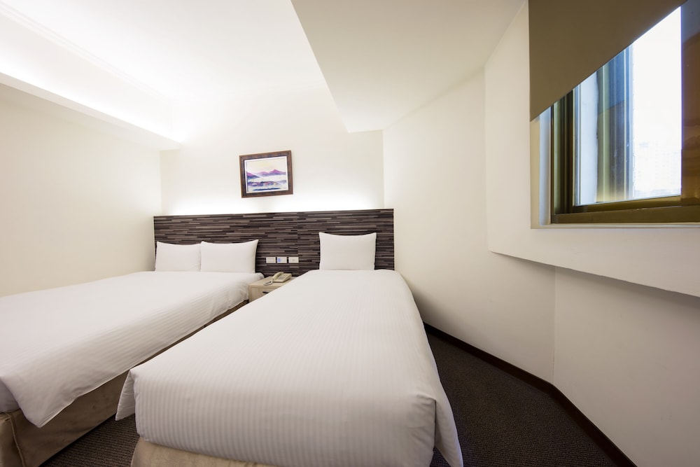 Ful Won Hotel 5/66