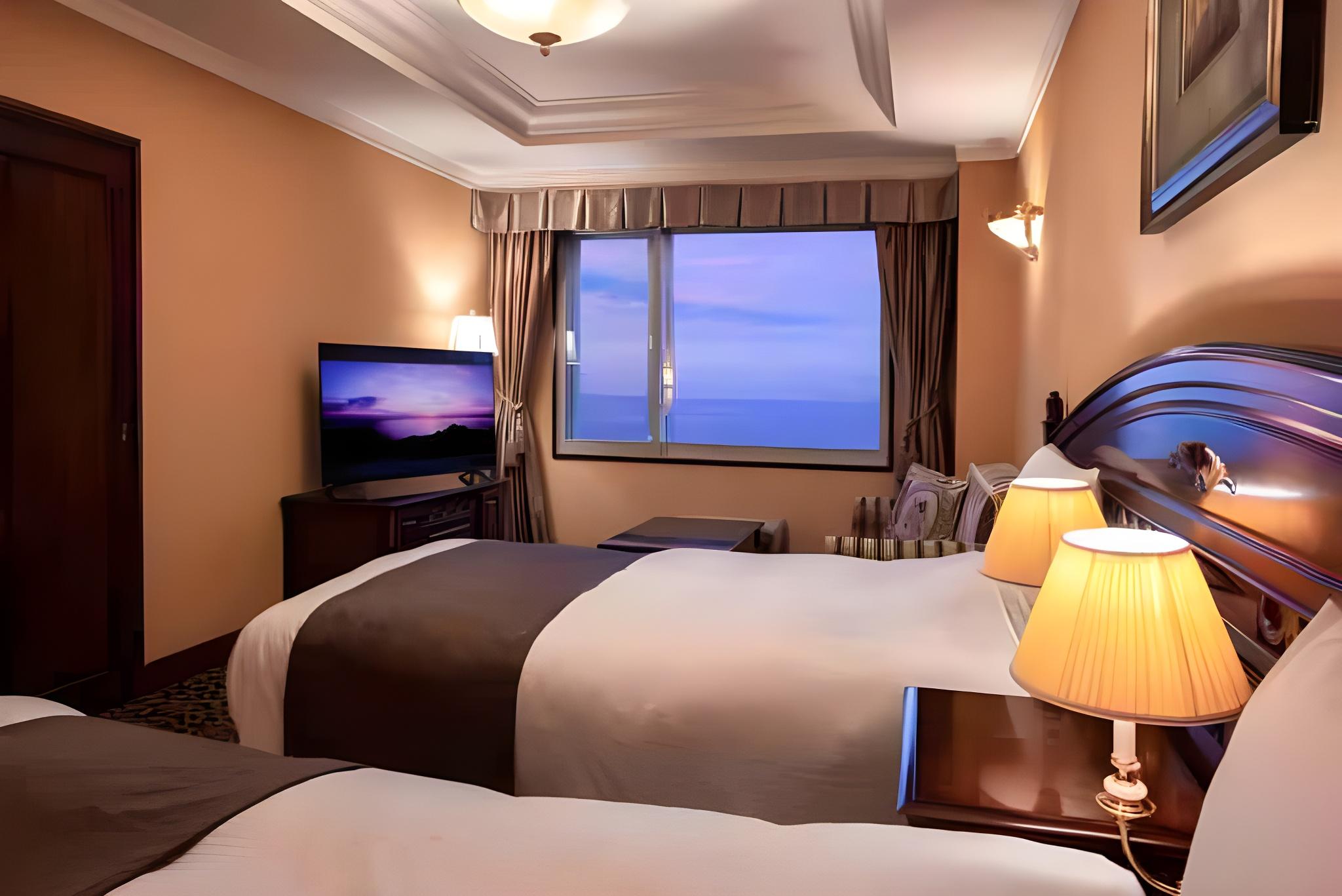 Room, Twin Beds, Ocean Front, Outdoor Bath