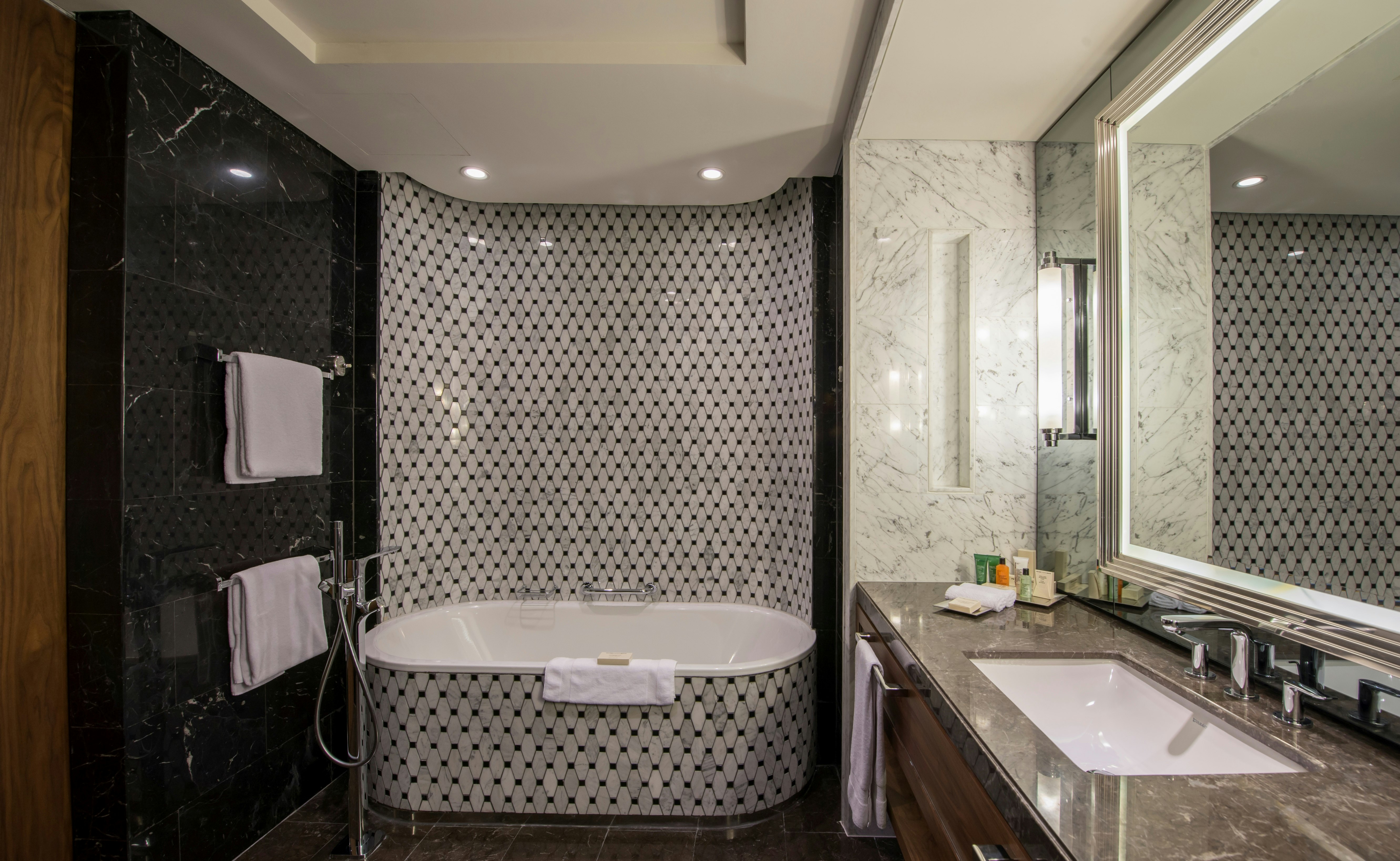 Hilton Istanbul Bomonti Hotel & Conference Center 91/91