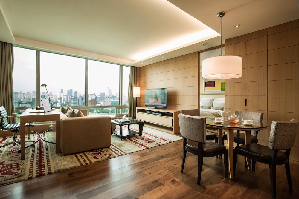 Yeouido Park Centre Seoul Marriott Executive Apartments 29/34
