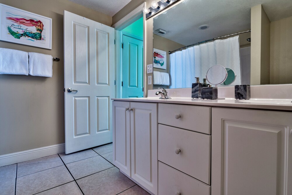 Celadon: Unit 102 by Forehand Rentals 3/37