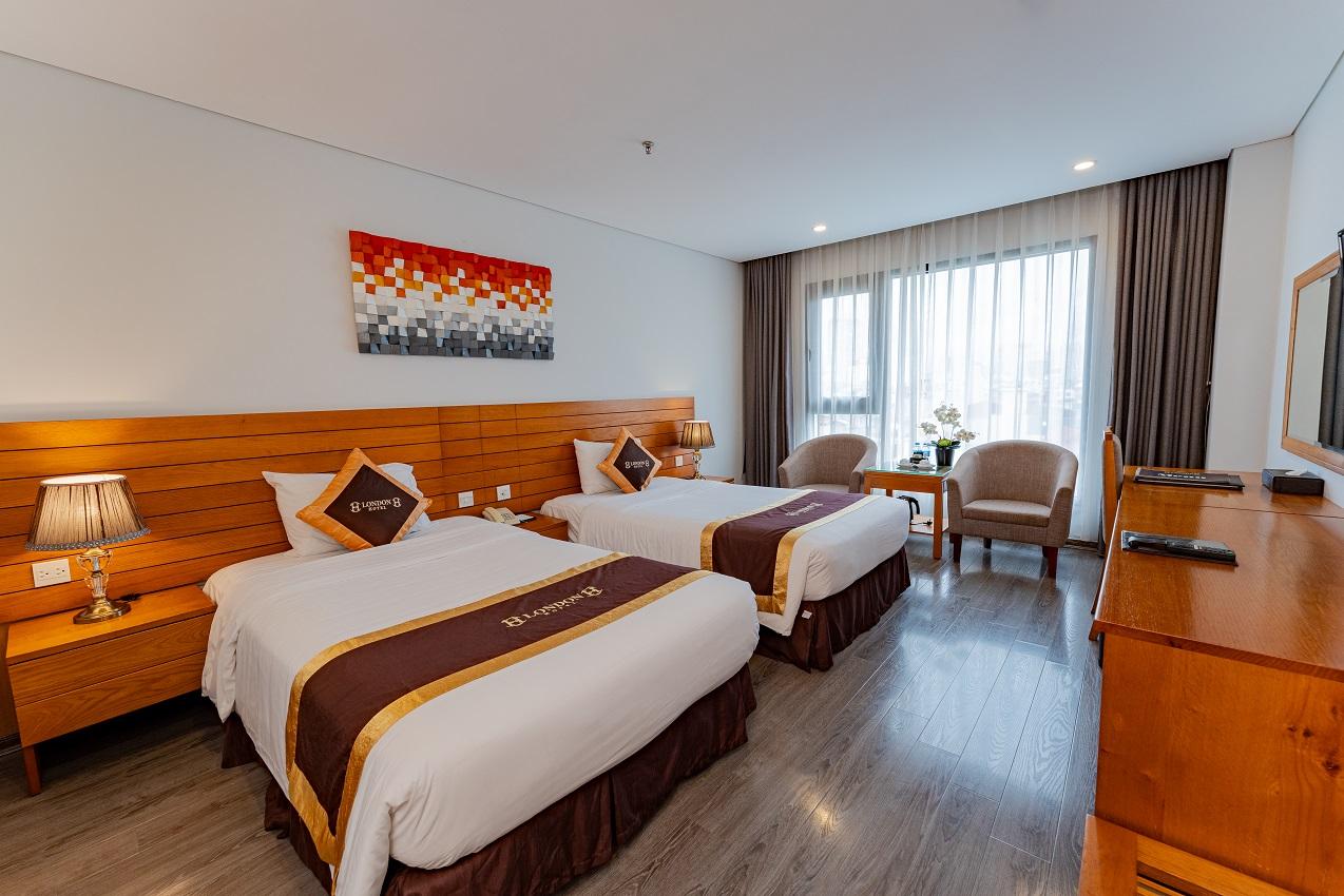 Grand, Deluxe, Twin Beds, City View
