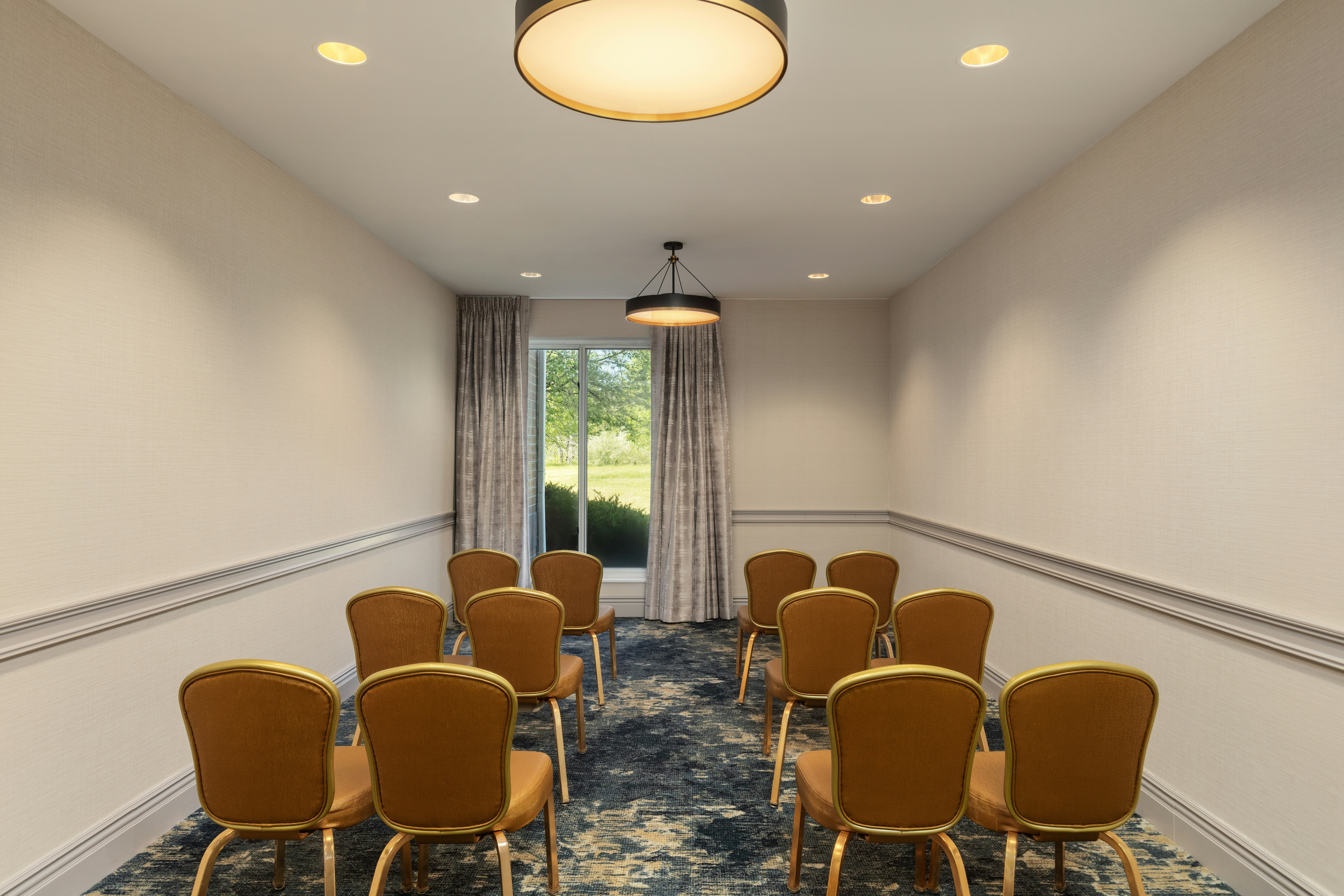 Hilton Garden Inn Milwaukee Northwest Conference Center 36/43
