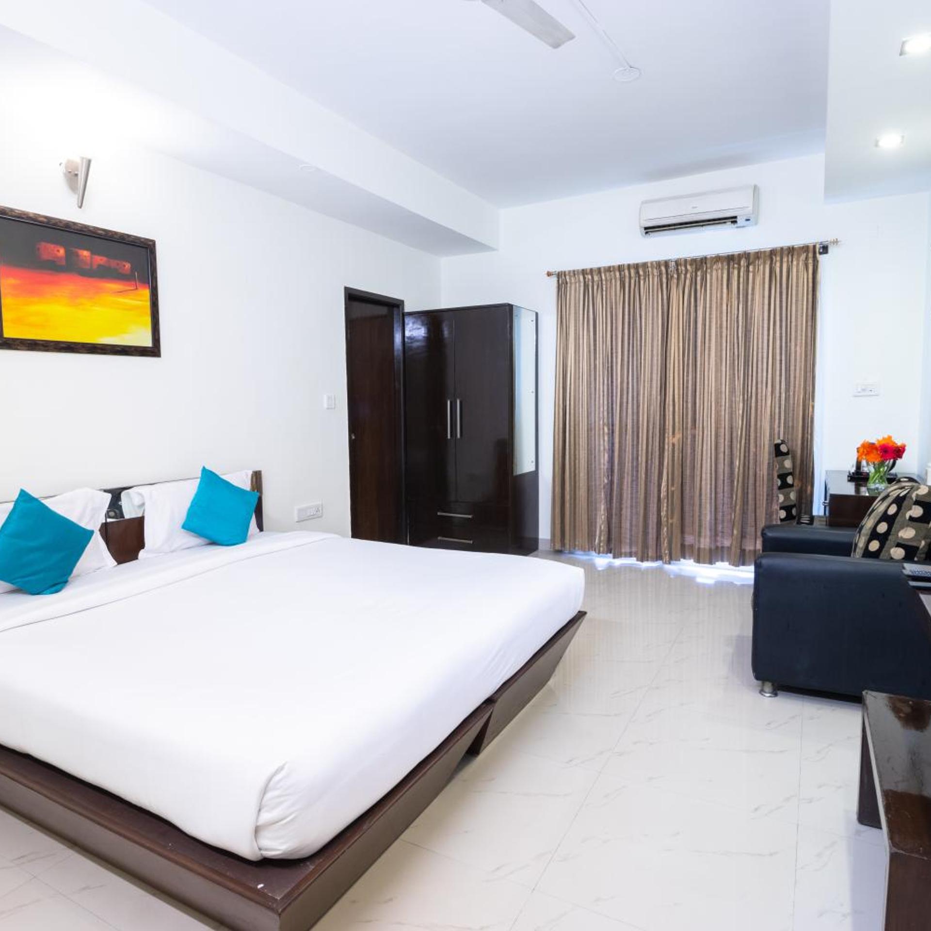 Niche Suites 20/36