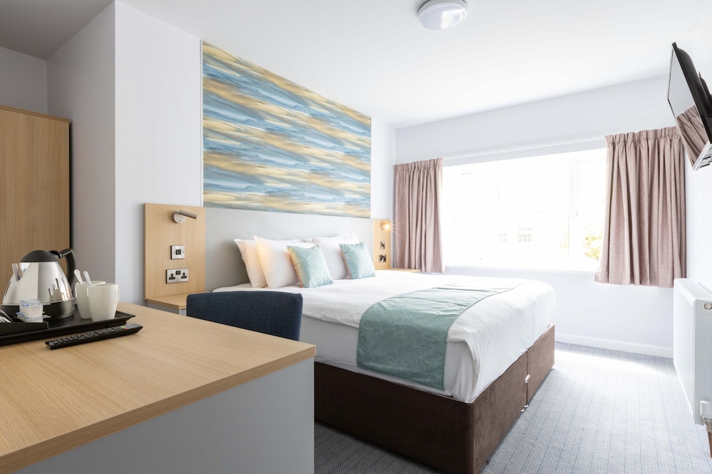 Marine Hotel 19/64