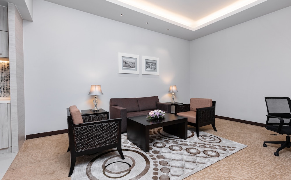Raia Hotel & Convention Centre Kuching 23/38