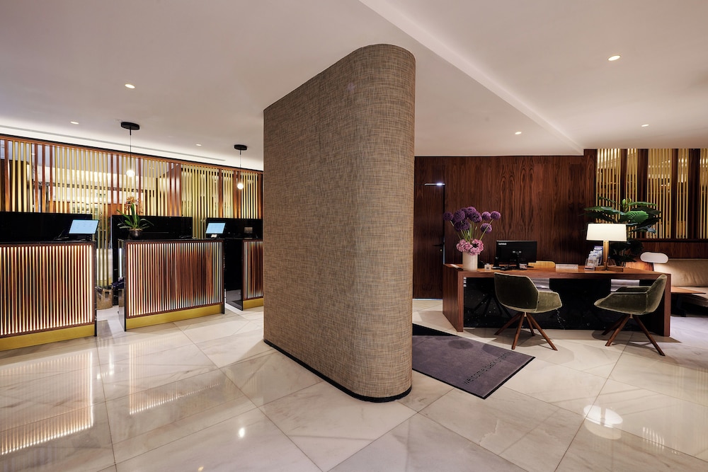 Melia White House 10/80