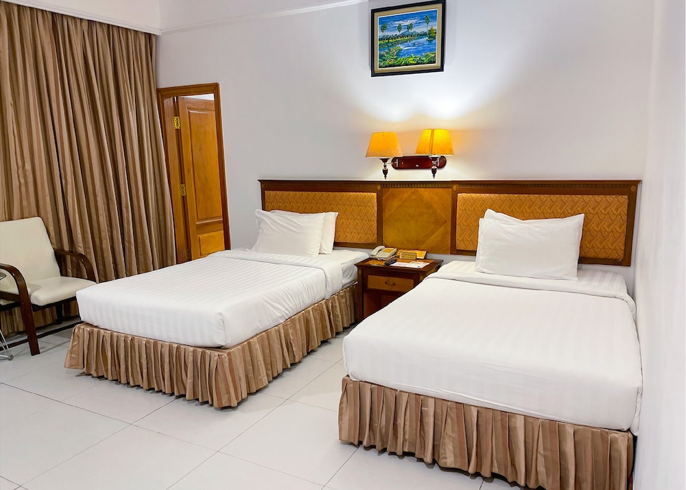 Asia Palace Hotel 20/50