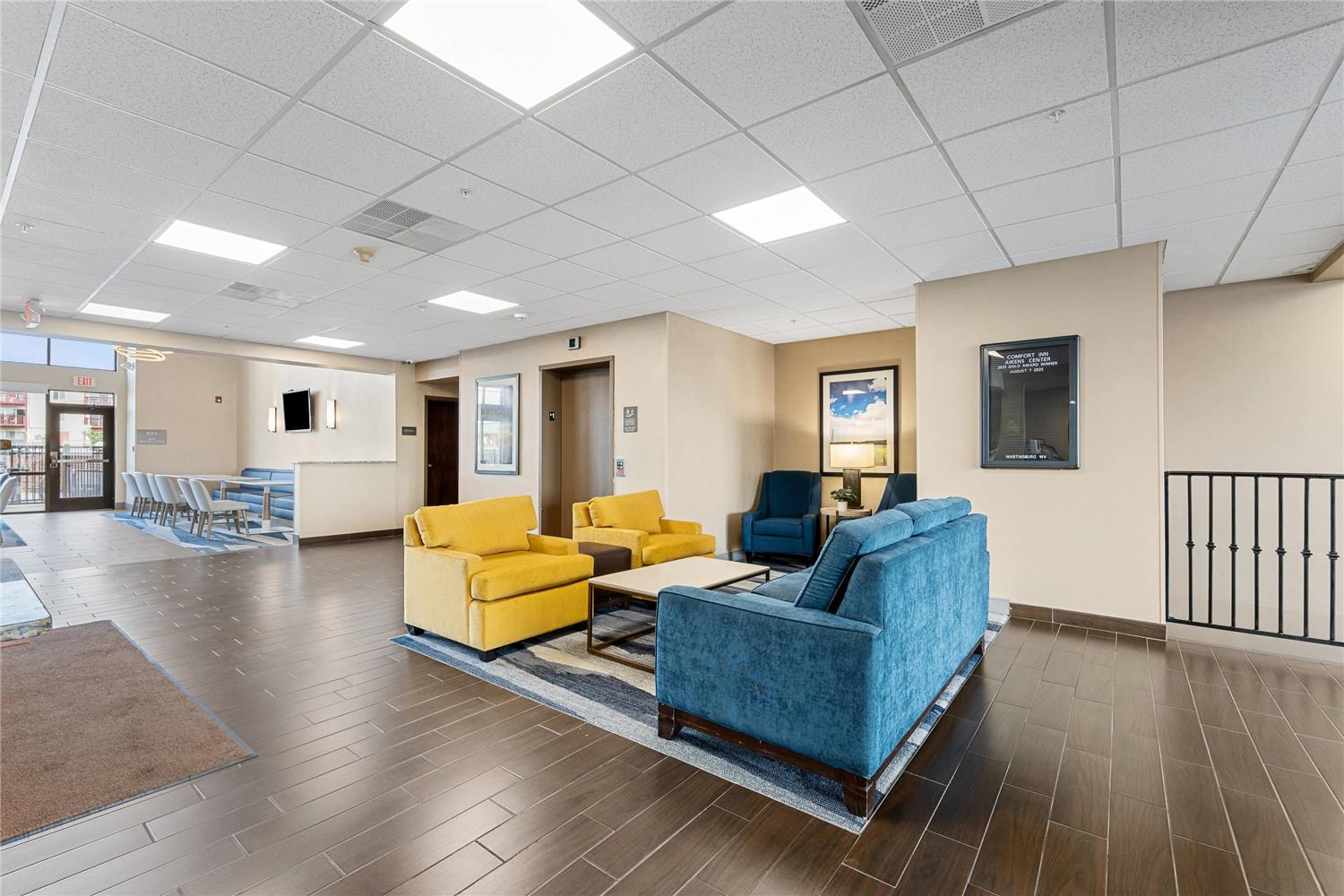 Comfort Inn Aikens Center 23/35