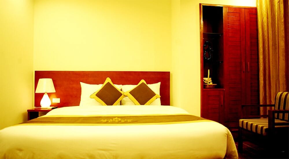 Bounty Hotel 24/67