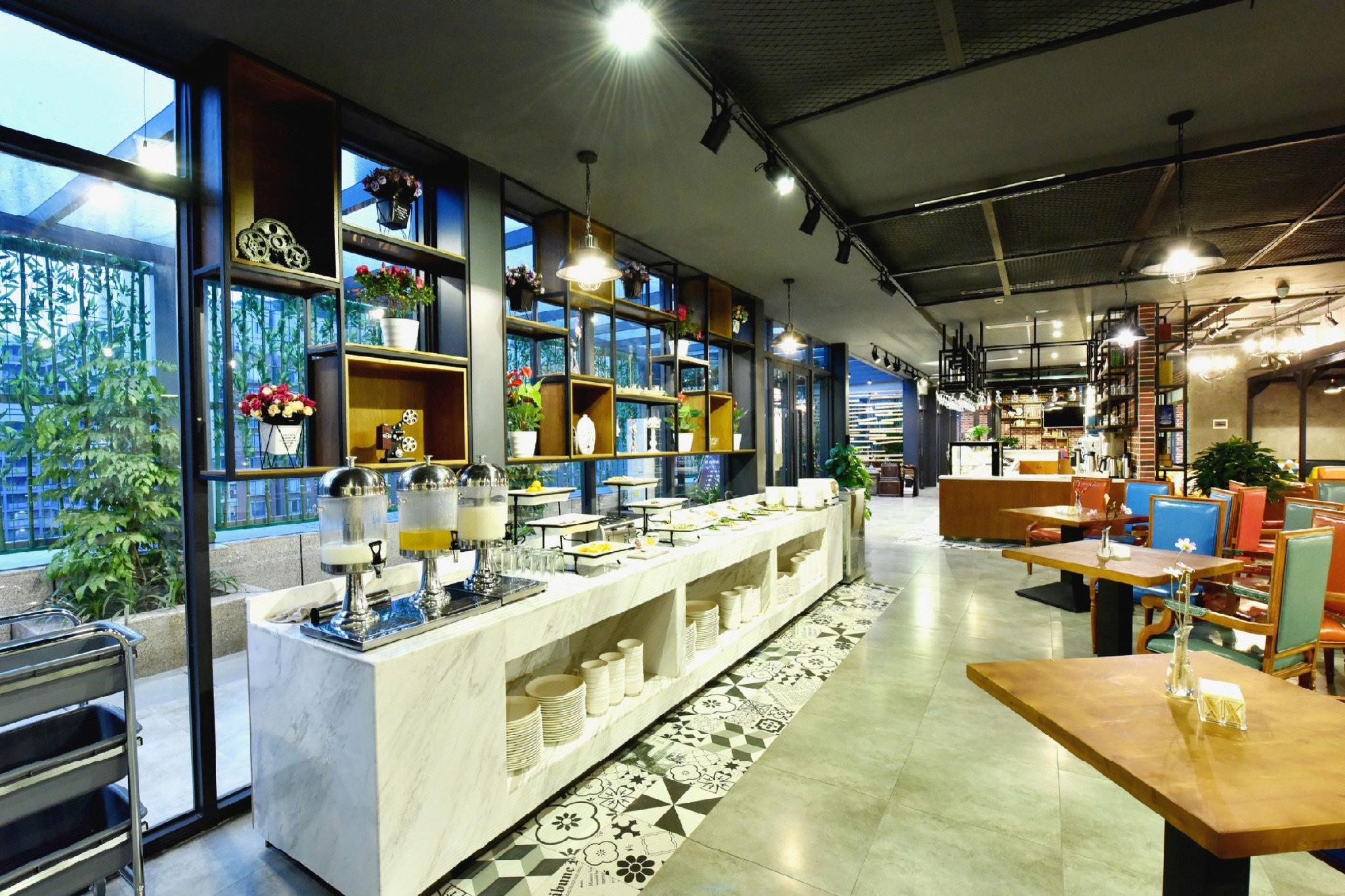 James Joyce Coffetel Chengdu (Huayang Convention and Exhibition Center Haichang Polar Aquarium) 17/42