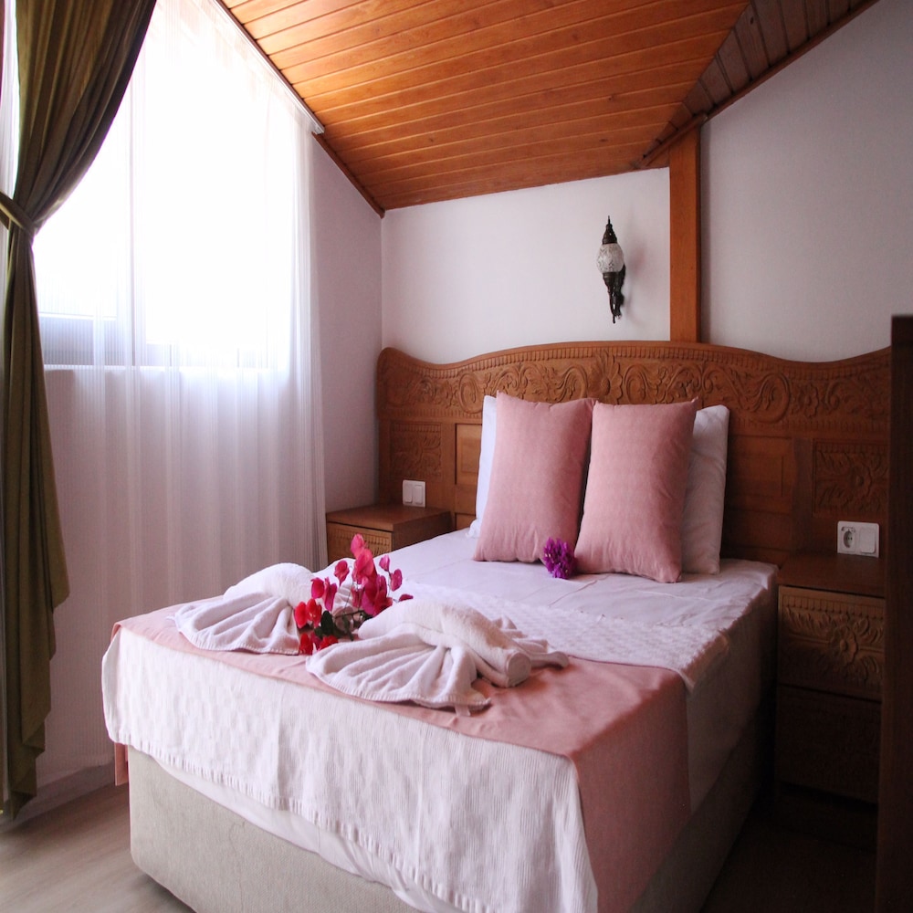 Limon Otel 13/36