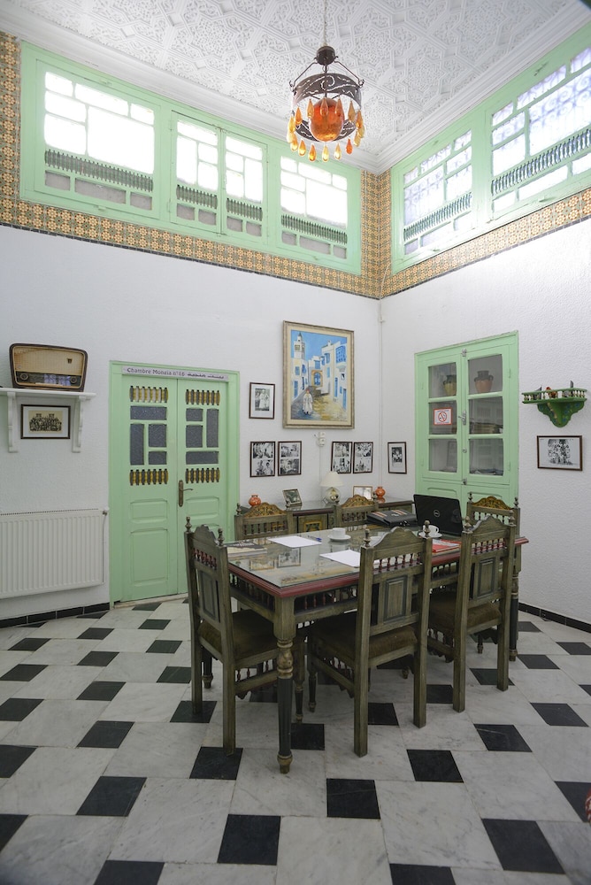Dar Ya Hostel 18/66