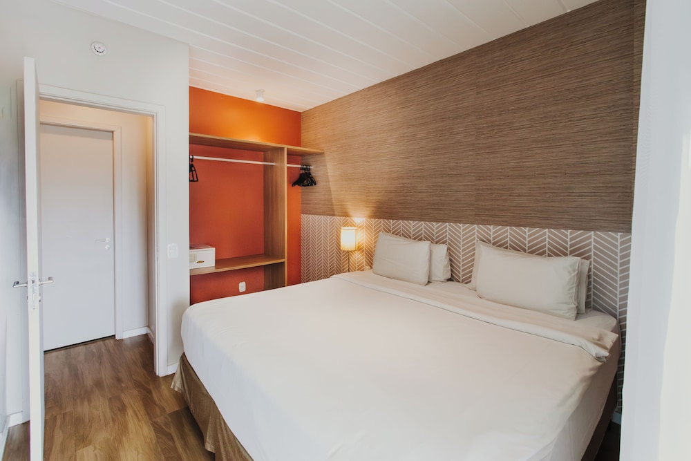 Executive, Suite, Double and Twin Beds