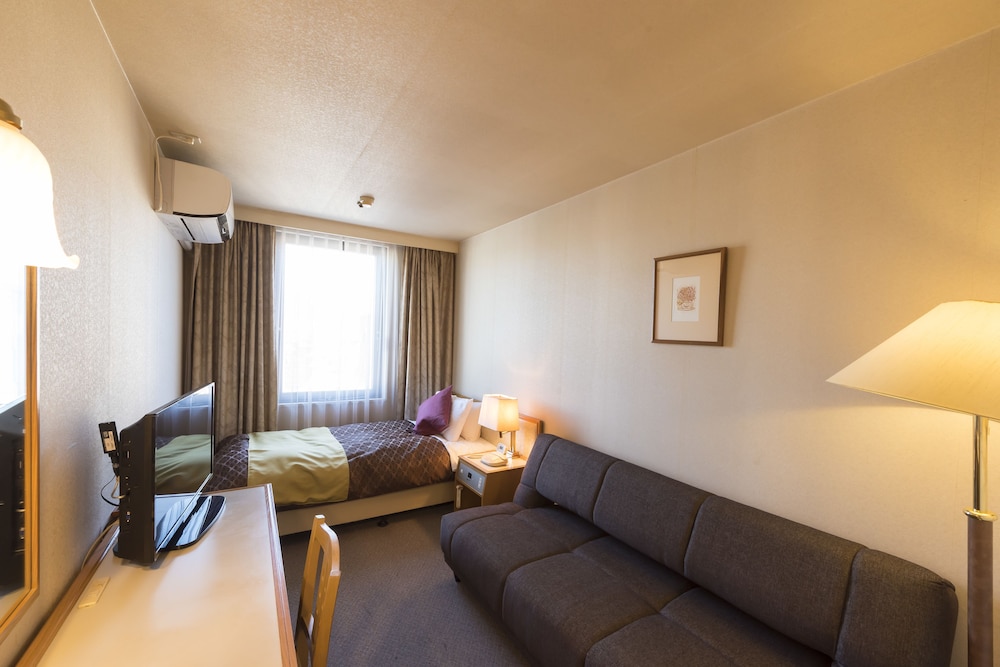 Sky Hotel Uozu 15/23
