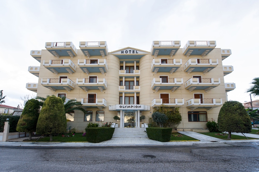 Olympion Hotel 3/45