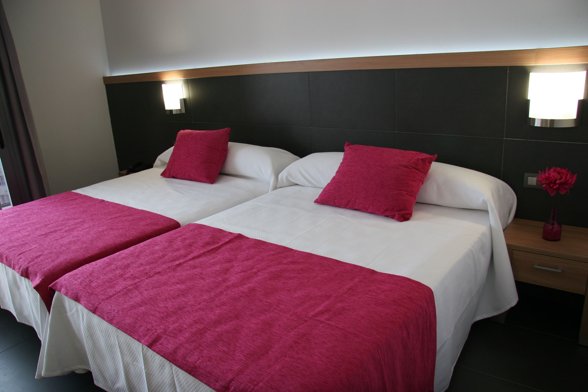 Room, 2 Double Beds, Two Extra Beds, City View, Terrace