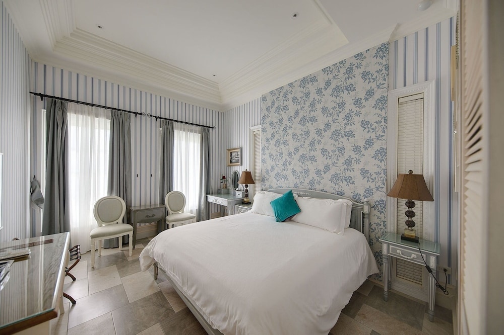 فيلا ملكية بسريرين كوين بإطلالة على البحر بـ4 غرف نوم، Four Sisters Villa 5/9