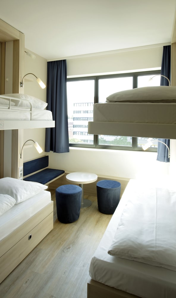 Leonardo Smart Hotel Berlin Alexanderplatz 14/29