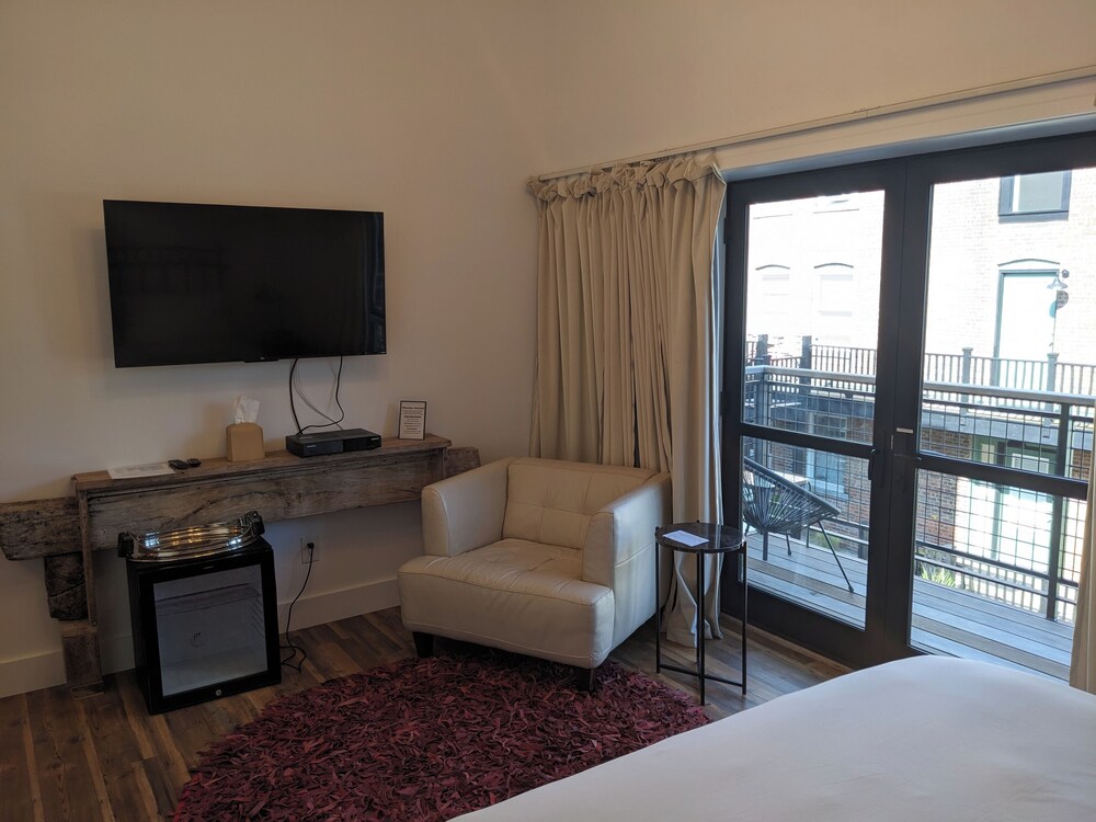 The Dutchess Inn and Spa at Beacon 38/50