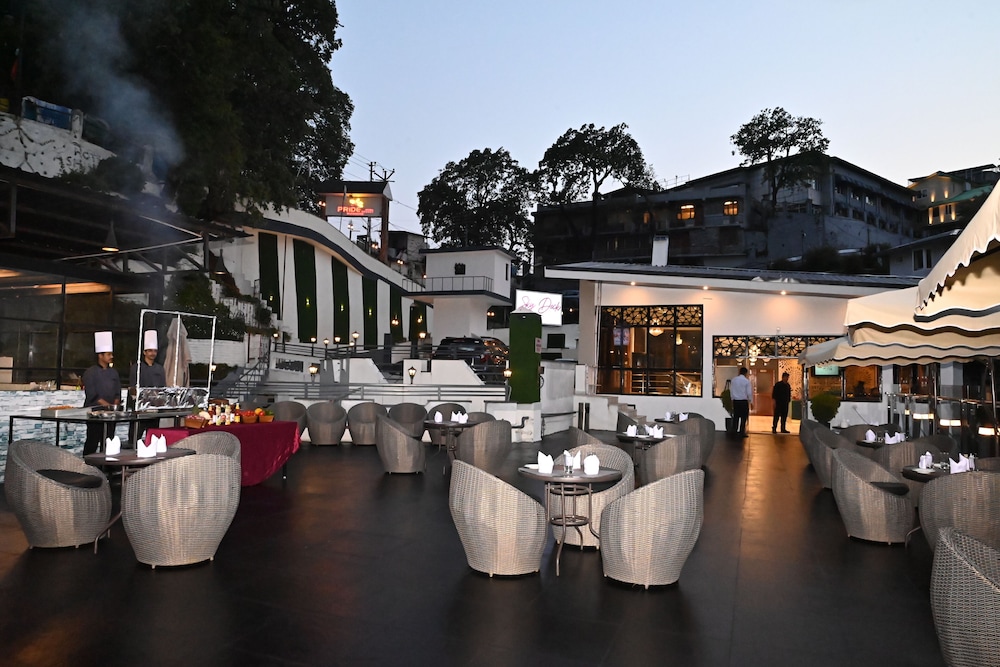 Pride Ashiana Resort Mussoorie 32/44