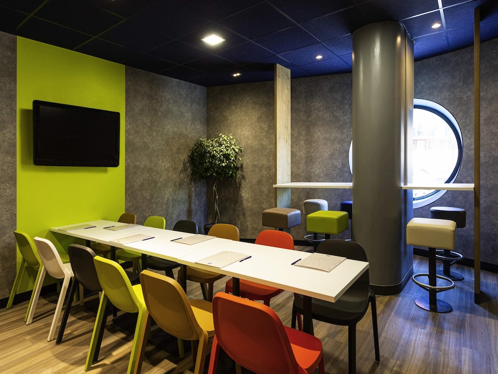 Ibis Budget Bordeaux Centre Gare Saint Jean 62/72